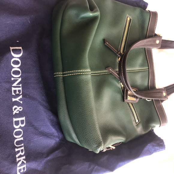 Dooney &Bourke green bag - Picture 4 of 4